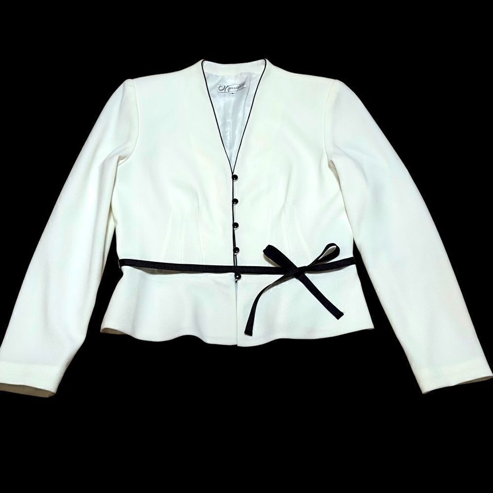 DRESSBARN White W/ Black Trim & Grosgrain Ribbon Belt Long Sleeve Blouse Size 8